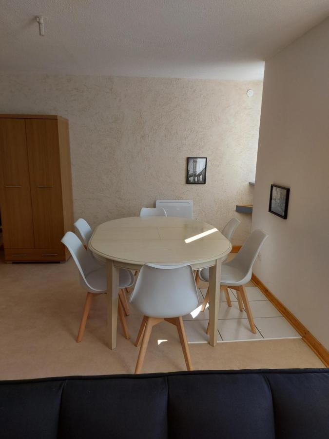 Chez Sylvie Apartment โมเรซ์ ภายนอก รูปภาพ